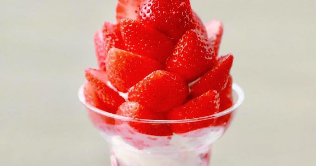 小川農場のいちごパフェ