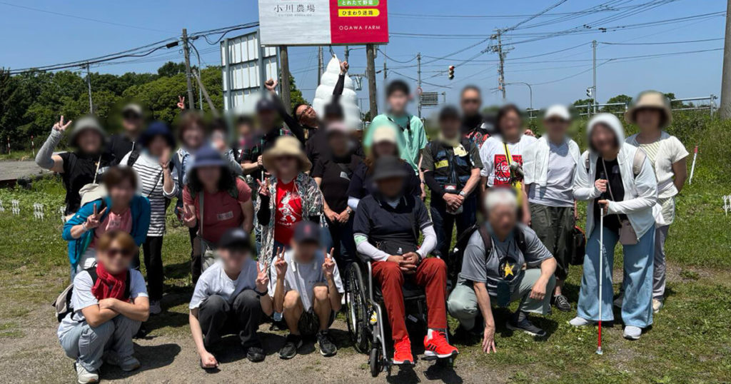 いちご狩りツアー2025の集合写真