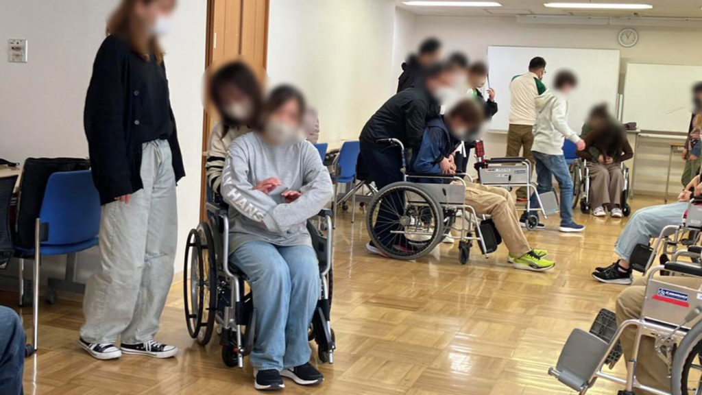 全身性ガイドヘルパー養成研修（教室の様子）