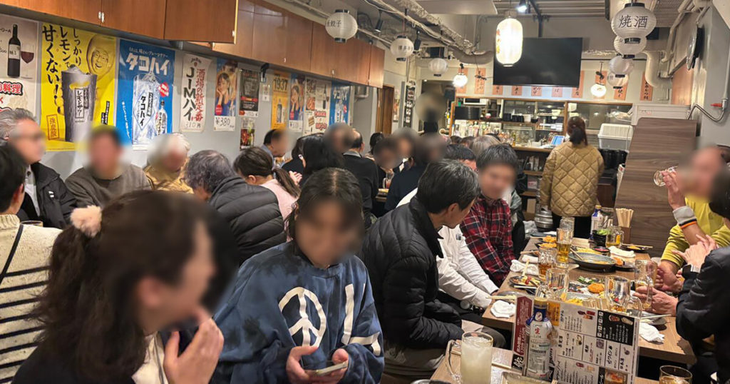 視覚障害者移動支援従事者（同行援護従業者）資質向上研修懇親会の様子